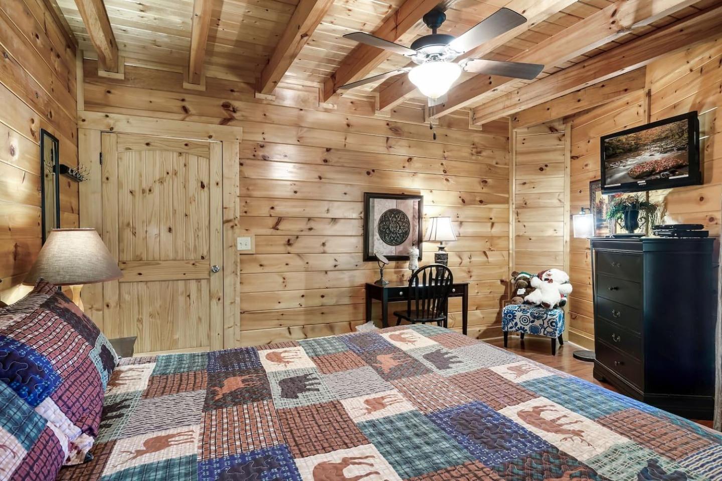 Mountain View Family Cabin W Game Room & Pool Sevierville Exterior photo